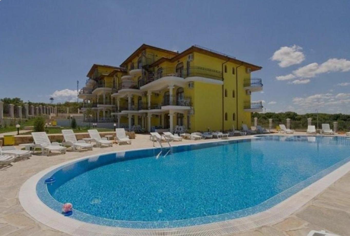 Private Apartment With Sea View Sozopol Esterno foto